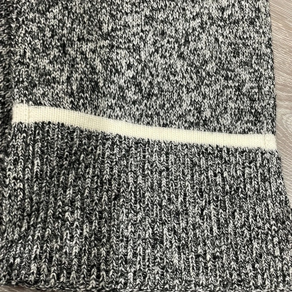 NWOT Talbots Winter Scarf Black and Off White with Lambs Wool Accent - Picture 2 of 11